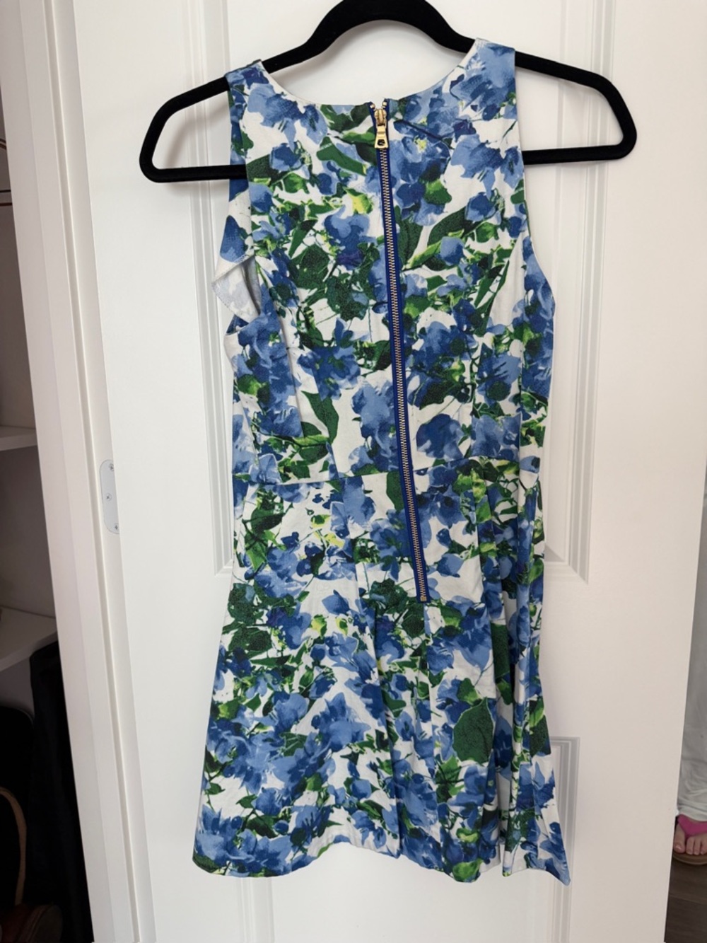 BLUE FLORAL DRESS - Picture 2 of 3
